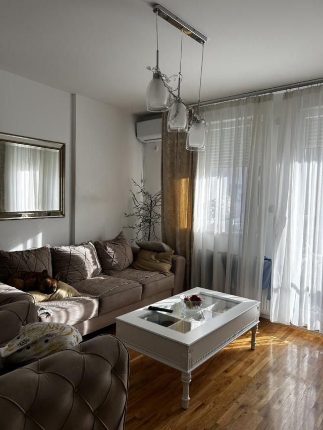 NOVI SAD - SALAJKA - 57. 00 m2