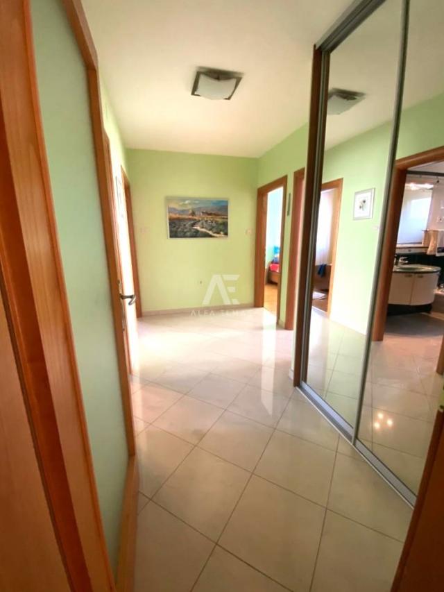 Katav, Rešetari, apartment with sea view! ID 588