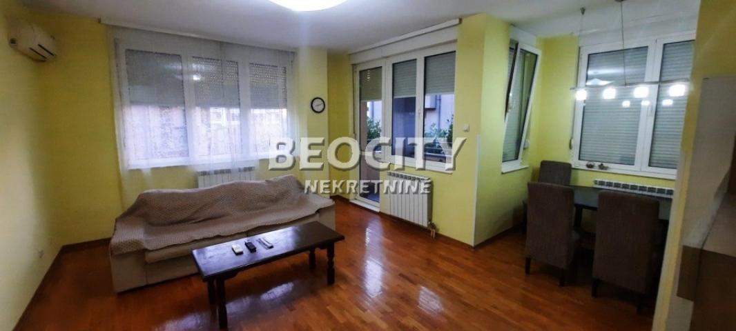 Voždovac, Lekino brdo, Banjalučka, 3. 0, 69m2, 600EUR