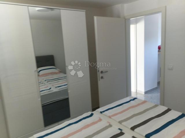 VODICE SRIMA - APARTMENT ONE STEP TO THE SEA - GROUND FLOOR