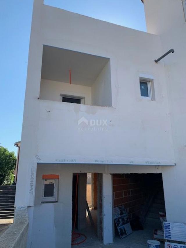 ISTRIA, PULA - Duplex apartment in a new building near all amenities