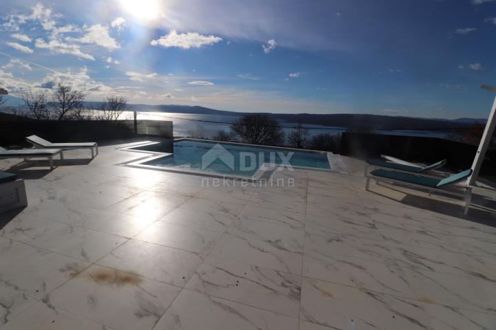 CRIKVENICA - Impressive modern villa with pool!