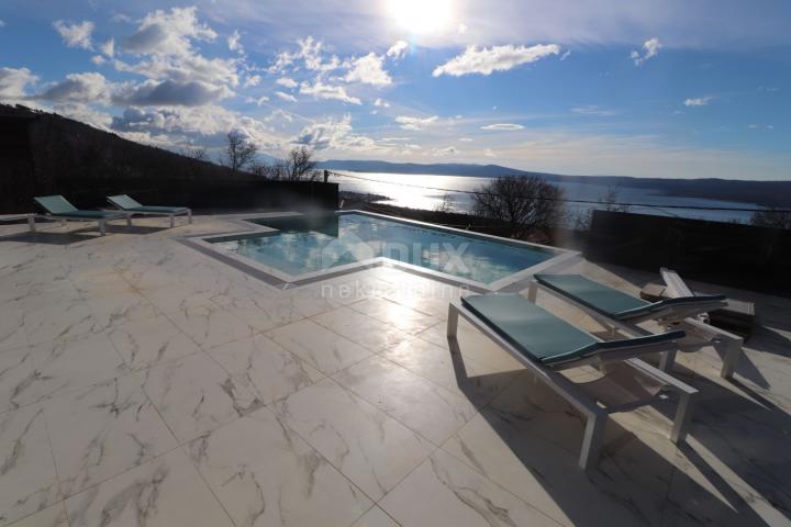 CRIKVENICA - Impressive modern villa with pool!