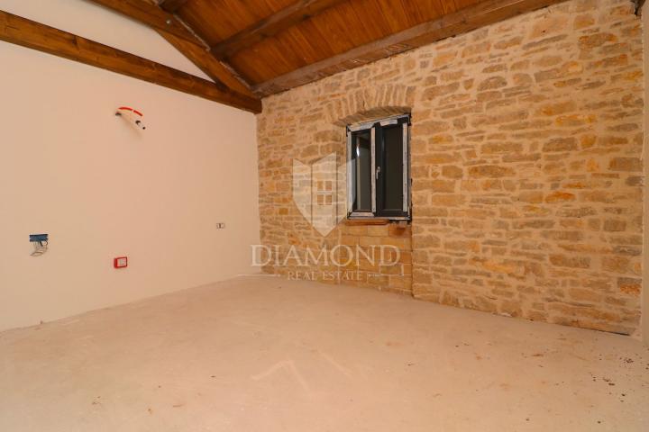 Barban, central Istria, renovated stone house with swimming pool