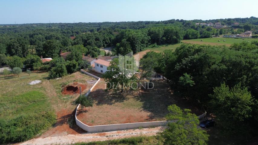 Barban, central Istria, renovated stone house with swimming pool