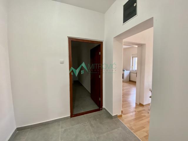 Adice, dvosoban, 50m2. 