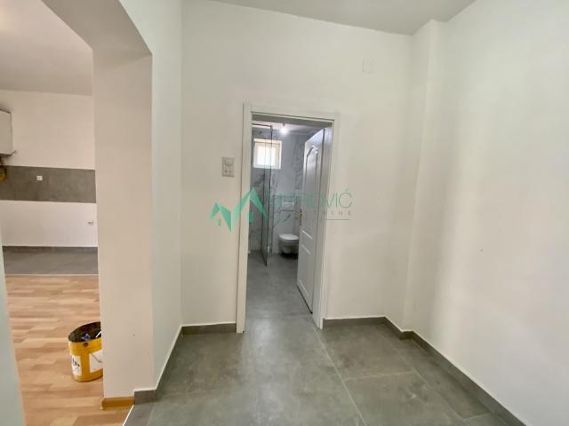 Adice, dvosoban, 50m2. 