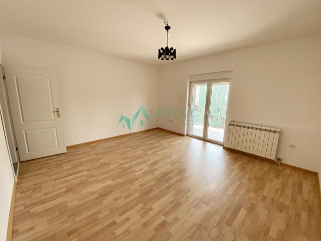 Adice, dvosoban, 58m2. 