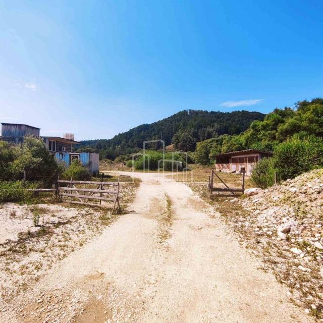 Land 38,000m2 Hreša for sale