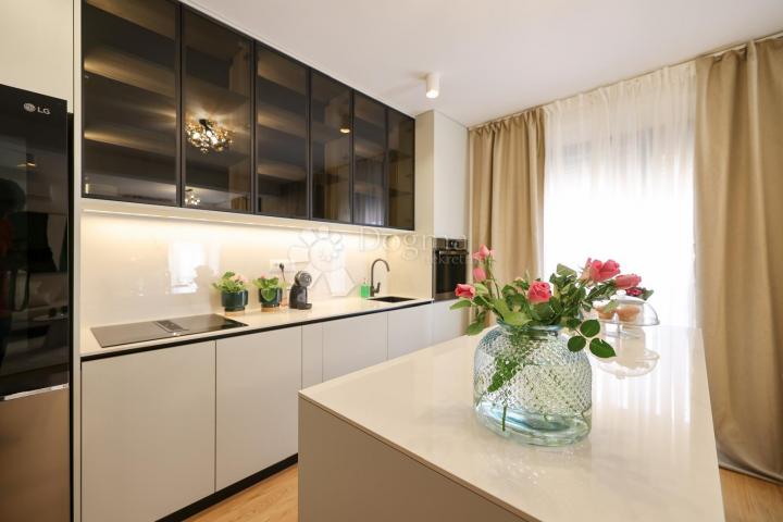 Flat Stanovi, Zadar, 90m2