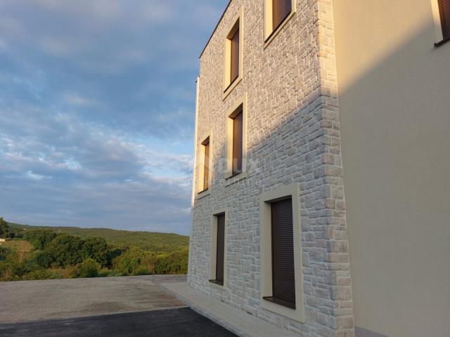 ISTRIEN, RABAC - Apartment in einer Stadtvilla mit Meerblick