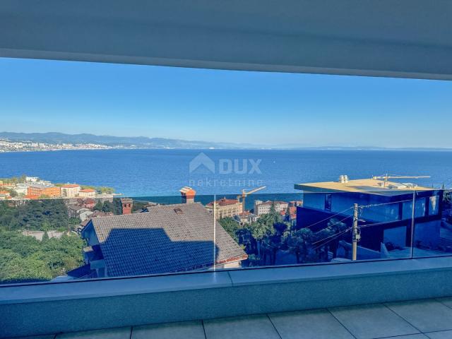 OPATIJA, CENTER - luxurious apartment in a new building with a sea view, shared pool, garage