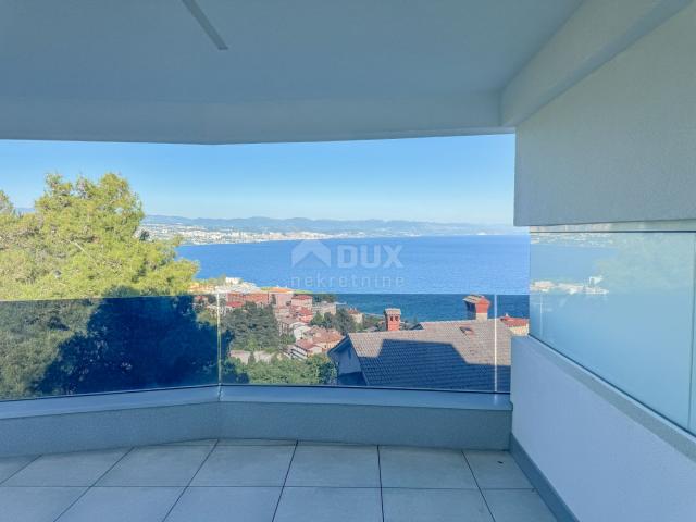 OPATIJA, CENTER - modern apartment in a new building with a sea view, shared pool, garage