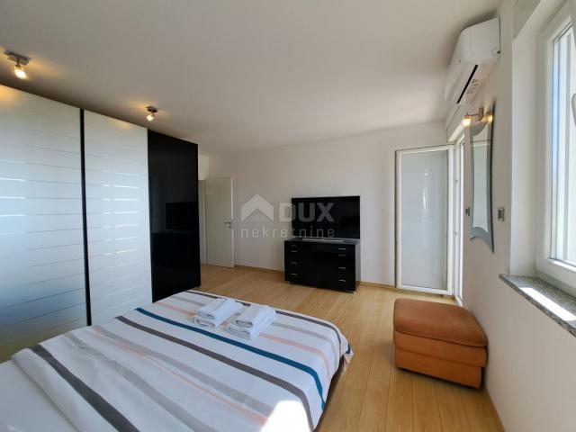 OPATIJA, IČIĆI - penthouse with panoramic view and courtyard building