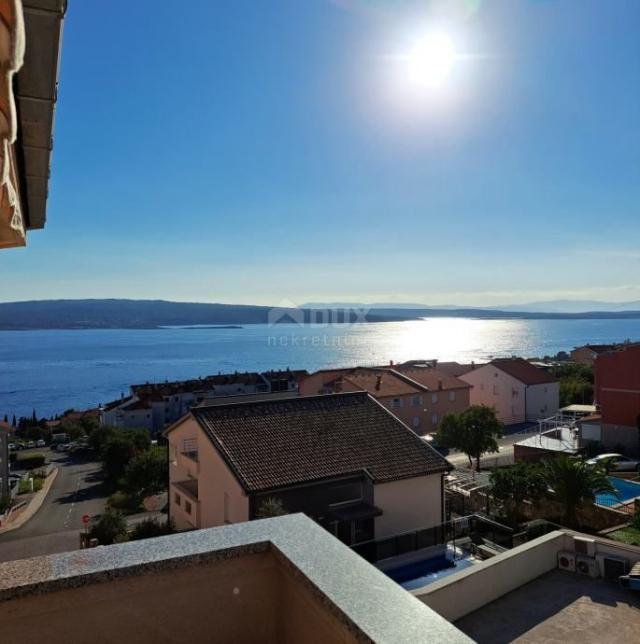 CRIKVENICA - bright apartment with an excellent layout of 35 m2