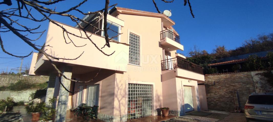 RIJEKA - Beautiful house with a swimming pool on city lines!