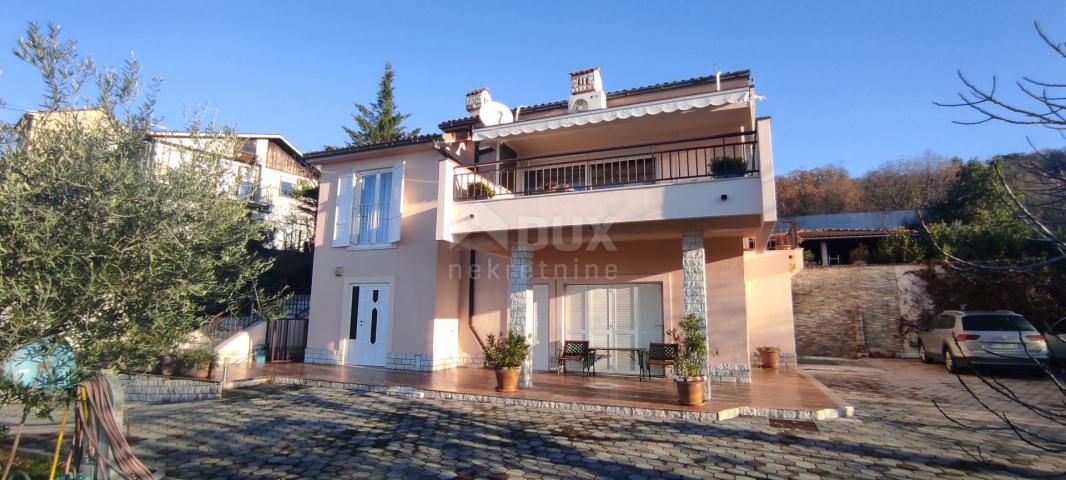 RIJEKA - Beautiful house with a swimming pool on city lines!