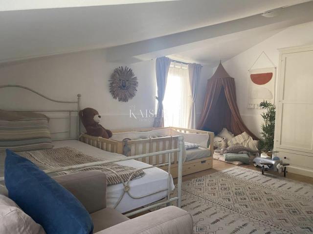 Opatija - 3-Zimmer-Wohnung, 139 m2, nahe dem Meer