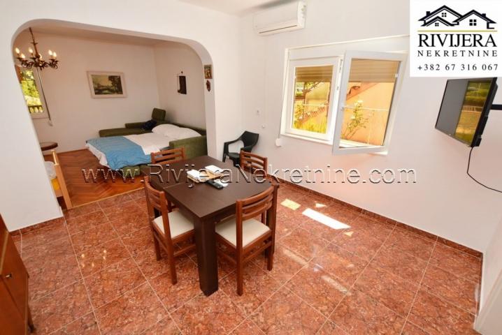 Affordable two-bedroom apartment in Herceg Novi Sutorina