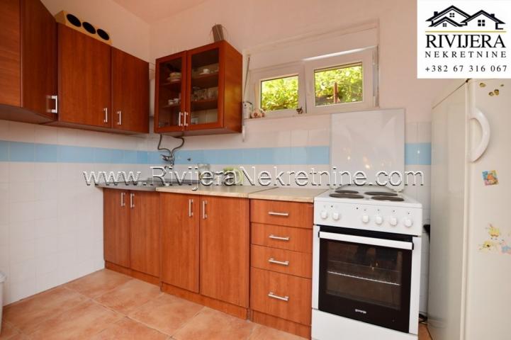 Affordable two-bedroom apartment in Herceg Novi Sutorina