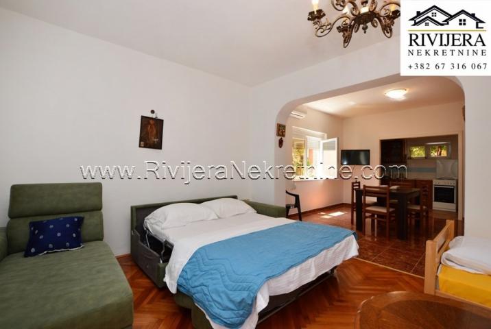 Affordable two-bedroom apartment in Herceg Novi Sutorina