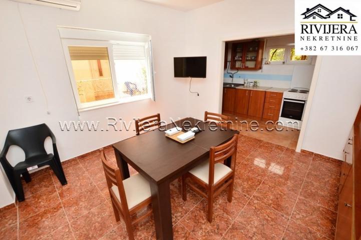 Affordable two-bedroom apartment in Herceg Novi Sutorina