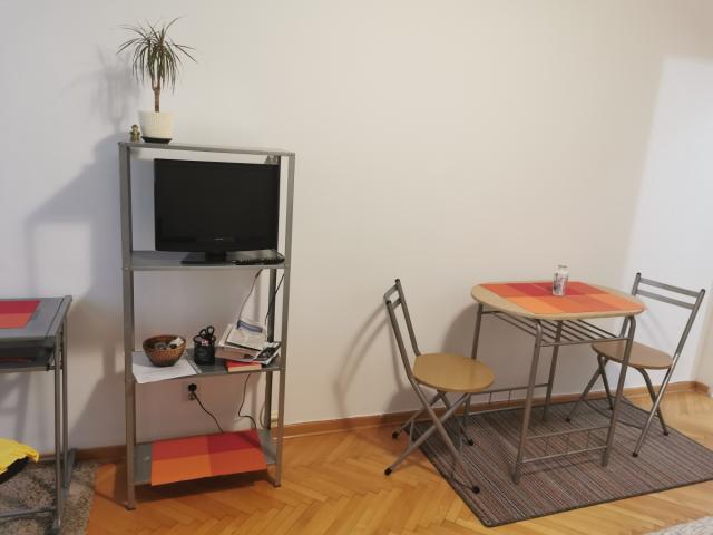 Furnished studio for long term rent