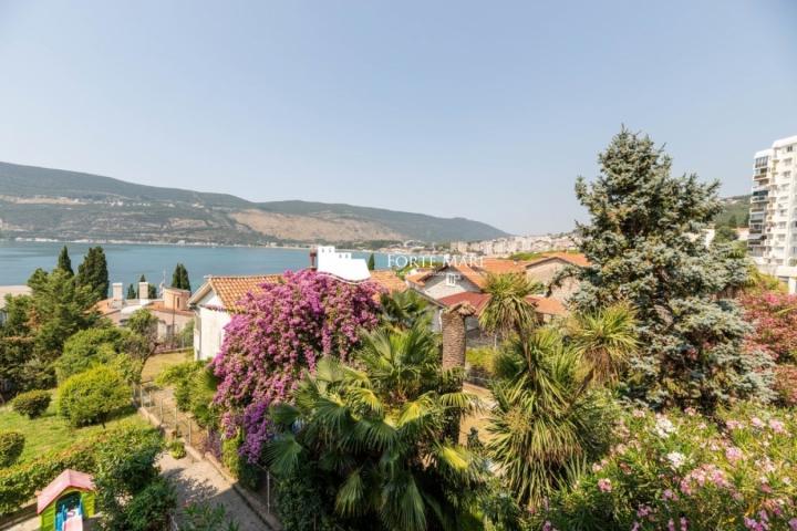 Apartment for sale in Herceg Novi, Topla I area