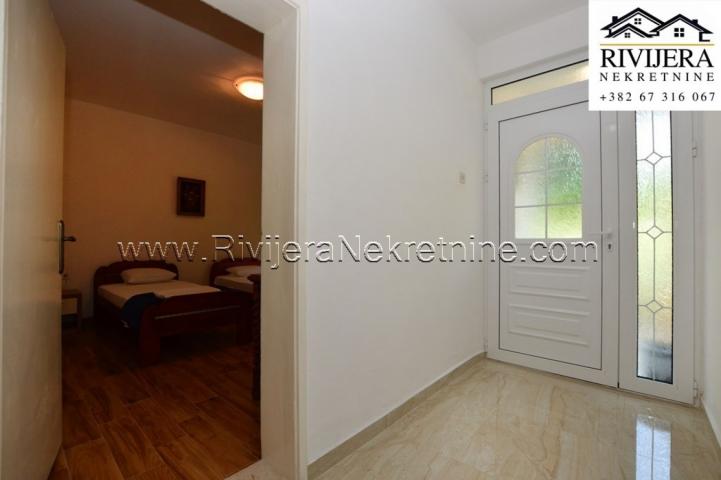 Affordable two-bedroom apartment in Herceg Novi Sutorina