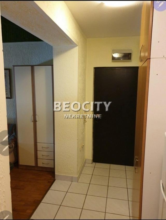 Novi Sad, Centar, Stevana Musića, 1. 0, 45m2, 400EUR