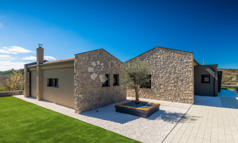 Haus Hum, Buzet, 101m2