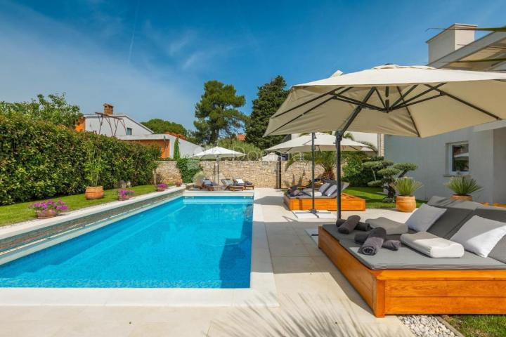 VILLA MIT EIGENEM WELLNESSZENTRUM IN ROVINJ, NESLJE ROVINJ