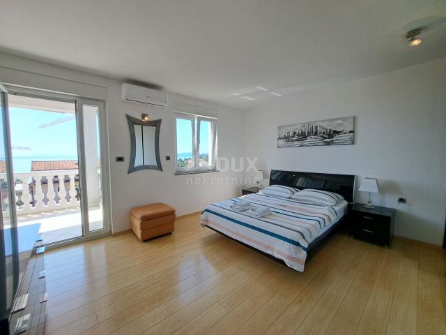 OPATIJA, IČIĆI - penthouse s panoramskim pogledom i okućnicom