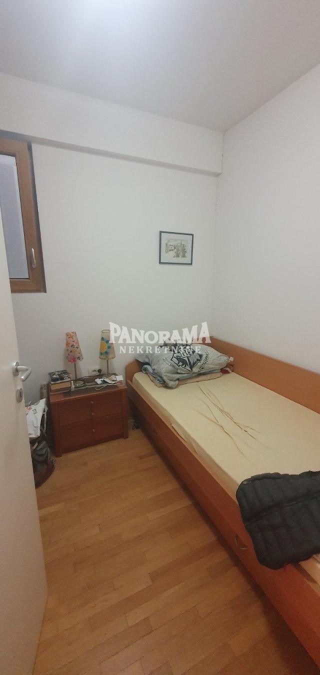 Zemun-Zelena Avenija 3, 5, 75m2, uknjižen ID#2981