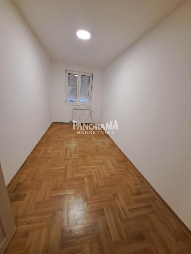 Dedinje-Beli Dvor , 97m2+ Garaža 28m2+ 2 ostave(20m2) ID#3093