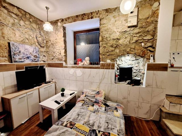 Punat, apartman u prizemlju