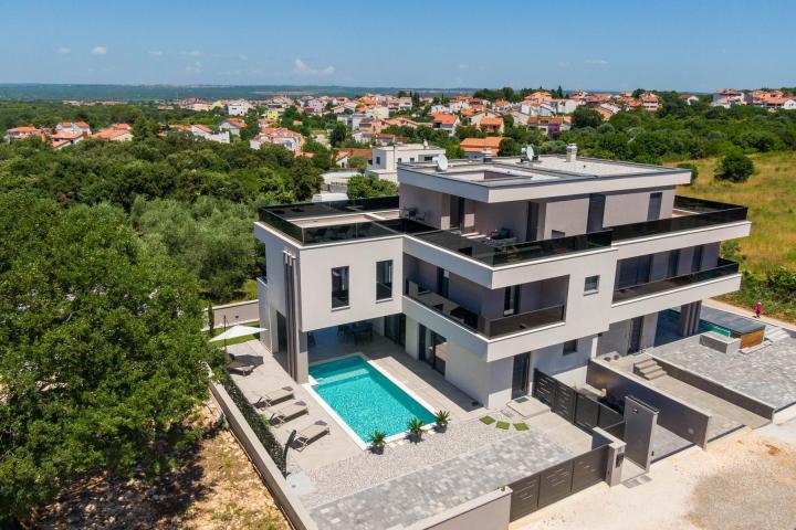 Istra, Štinjan, moderna villa s predivnim pogledom na more 