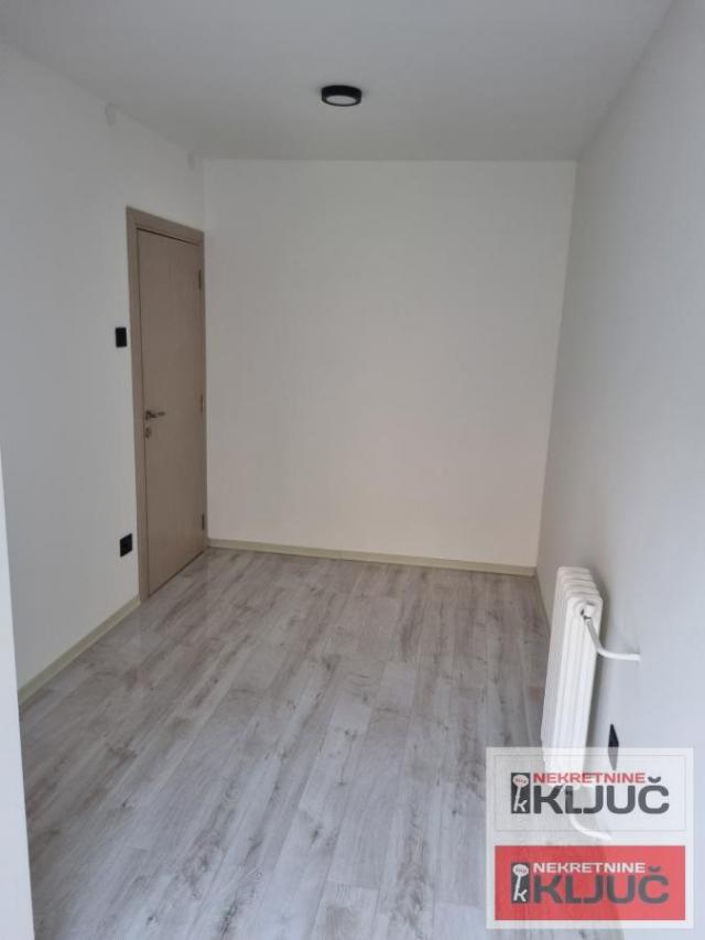 Kod MASTER CENTRA, 60m2, Trosoban, Komplet Renoviran