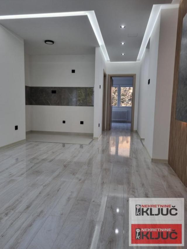 Kod MASTER CENTRA, 60m2, Trosoban, Komplet Renoviran