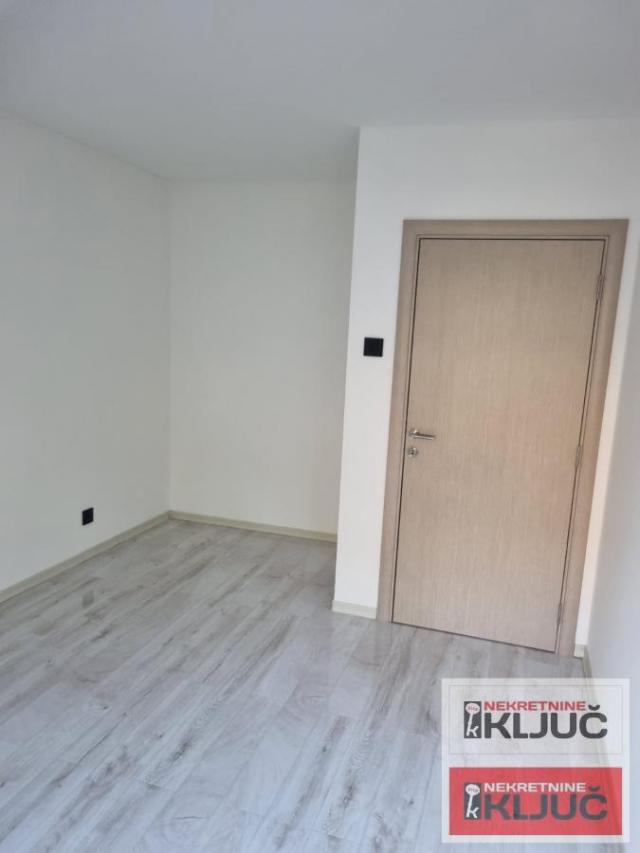 Kod MASTER CENTRA, 60m2, Trosoban, Komplet Renoviran