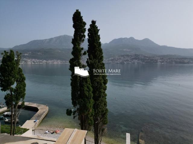 Villa for sale in Herceg Novi, Njivice area