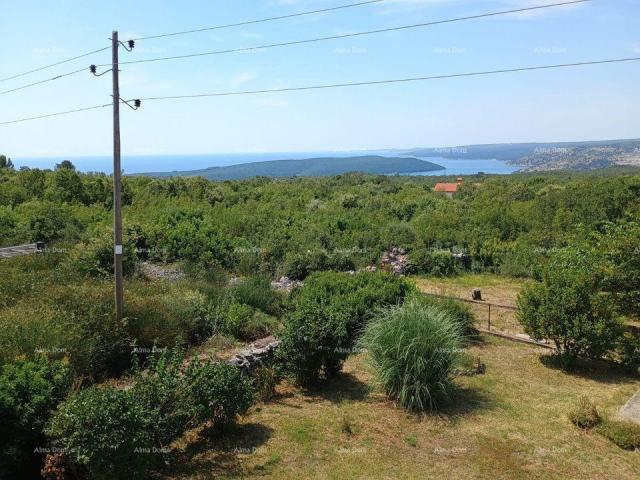 Građevinsko zemljište Prodaje se građevinsko zemljište, 4336 m2, okolica Labina