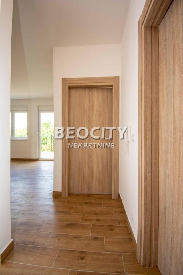 Stara Pazova, Novi Banovci, Svetosavska, 2. 0, 69m2, 85990EUR