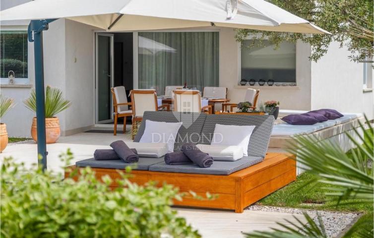 Rovinj, wunderschöne Villa mit Pool und großem Wellnessbereich