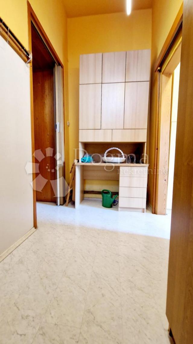 Wohnung Arsenal, Pula, 83,46m2