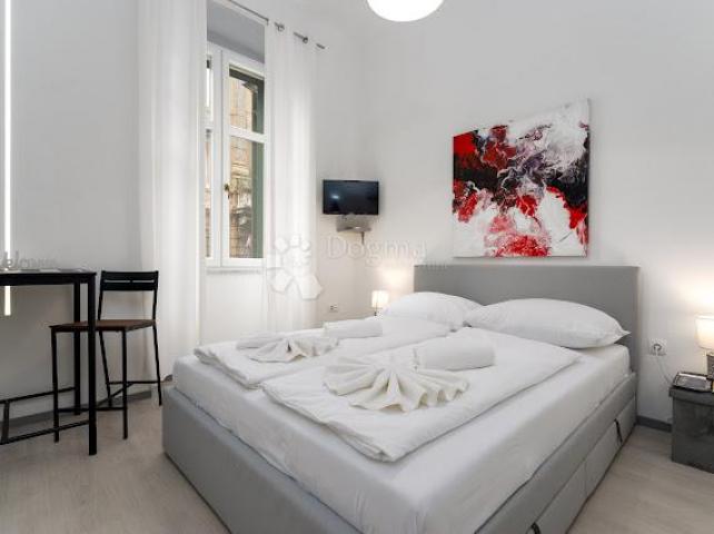 Flat Centar, Rijeka, 70m2