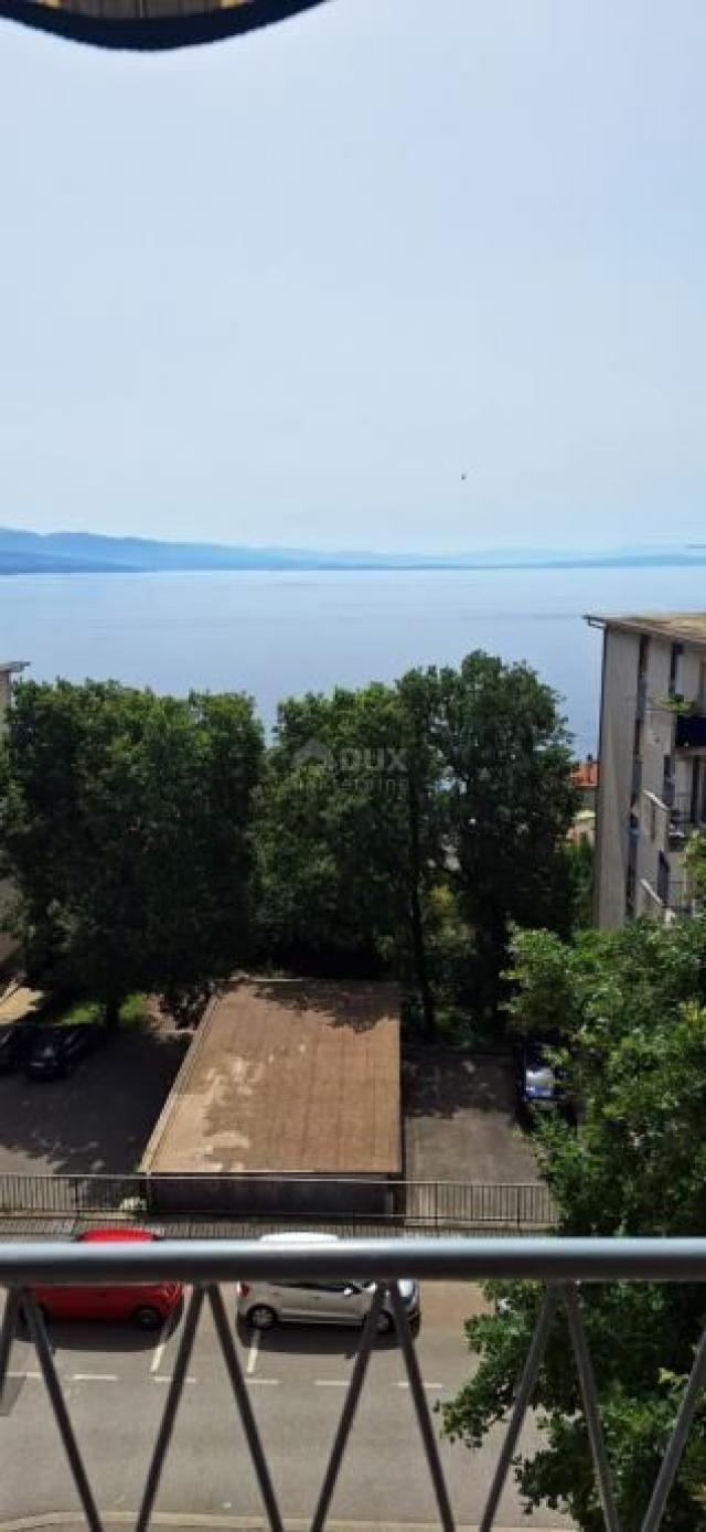 OPATIJA - stan s garažom s pogledom na more