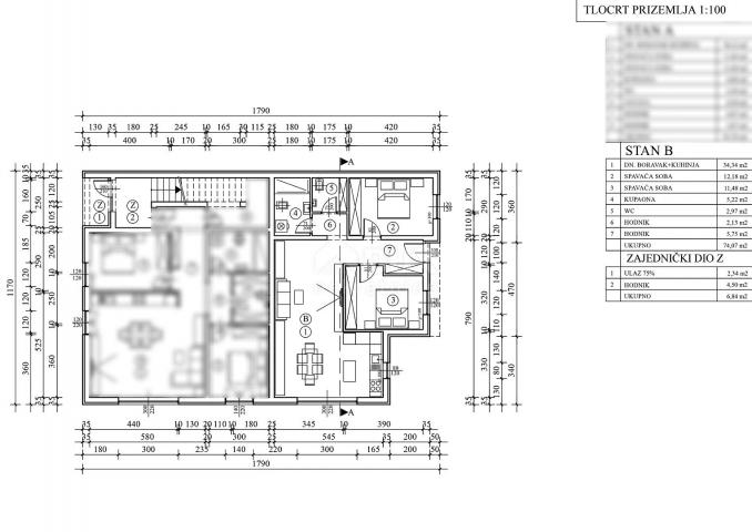 ISTRIEN, POREČ – Eine komfortable Wohnung mit Garten in der Nähe des Stadtzentrums