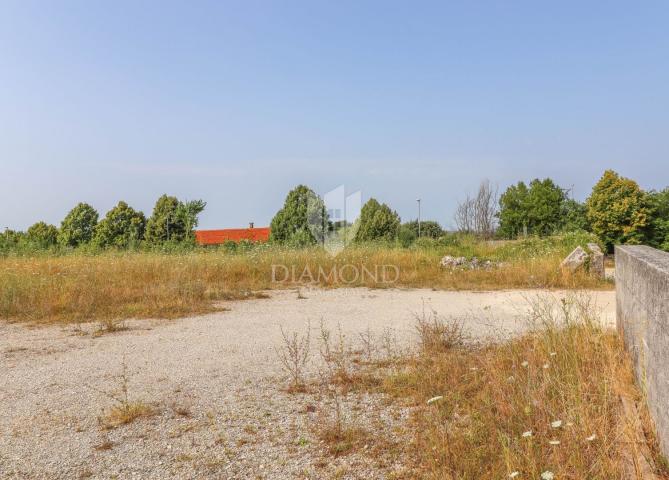 Excellent land near Rovinj