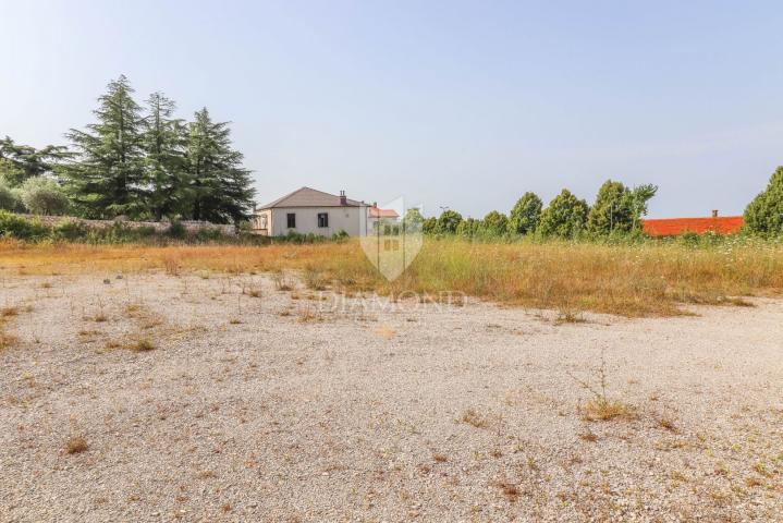 Excellent land near Rovinj